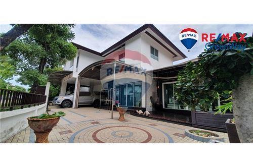 Chom Thong Second hand single house condo for sale rent